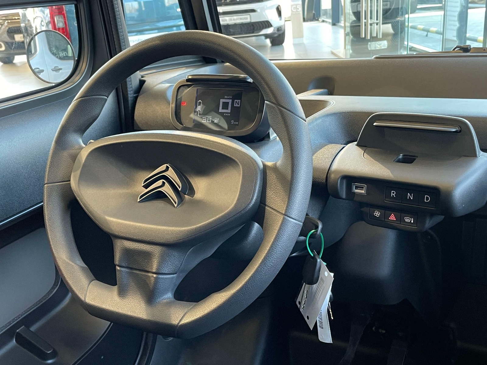 CITROЁN Ami, кермо