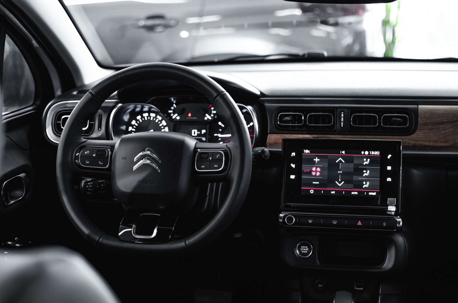 CITROЁN С3, місце водія